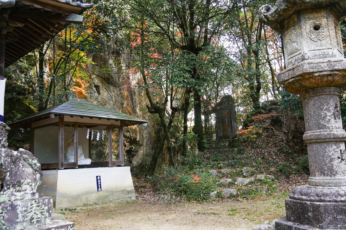 石場神社(高麗神社)
