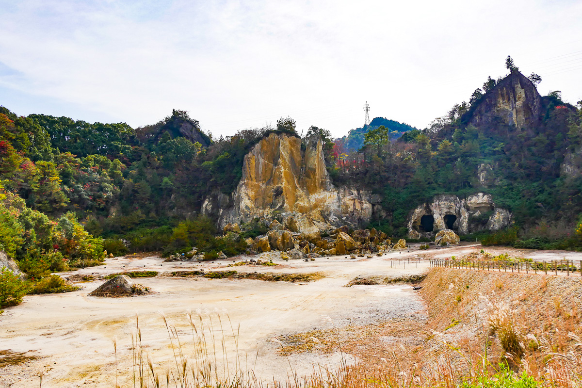 泉山磁石場